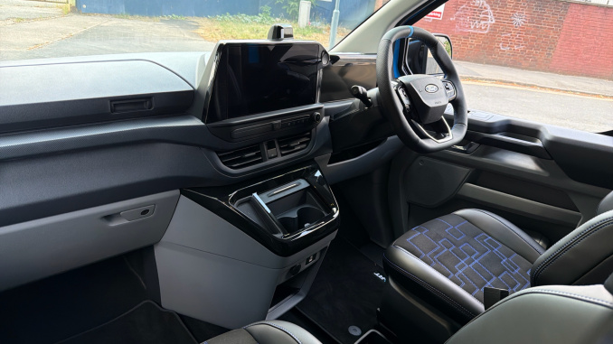 Ford Transit Custom 320 L1 Petrol Fwd 2.5 PHEV 232ps H1 Double Cab Van MS-RT Auto - Image 13